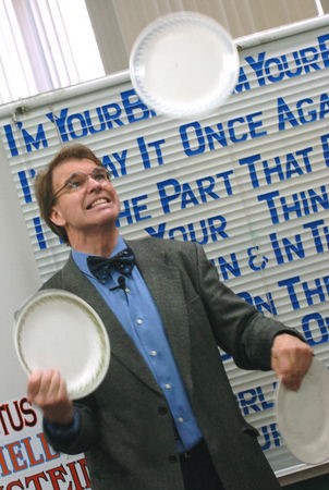 Plate Juggling during the Science is Everywhere Show